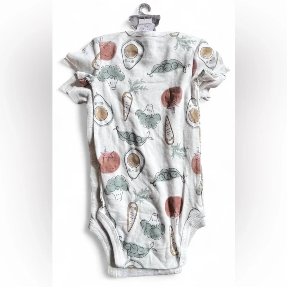 Carter's Light Gray Baby Onesie with Pea Pod Graphic NWT Size 12months